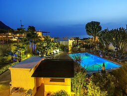 Room in B&B - Ischia Forio for 2, Thermal Water and Sea- Imperamare