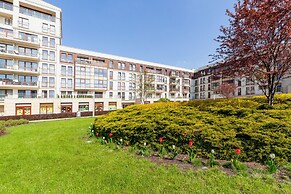 Big Apartment With Garden by Renters