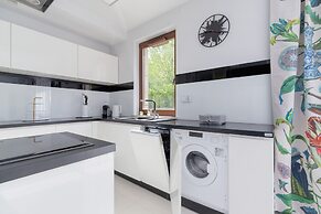 Big Apartment With Garden by Renters