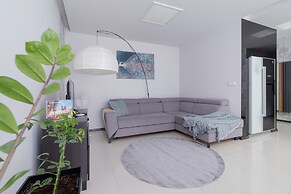 Big Apartment With Garden by Renters