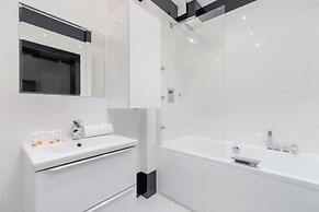 Big Apartment With Garden by Renters