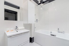 Big Apartment With Garden by Renters