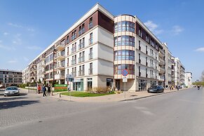 Big Apartment With Garden by Renters