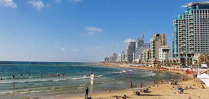 Alysse Eilat in Tel Aviv-yafo