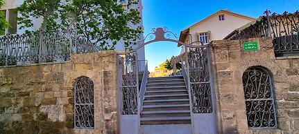 Alysse Eilat in Tel Aviv-yafo