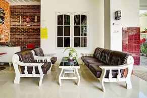 Super OYO 91173 Guesthouse King Puntodewo