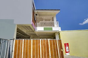 Super OYO 91173 Guesthouse King Puntodewo