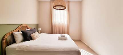 Edouard Bernstein Ambre