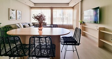 Edouard Bernstein Ambre