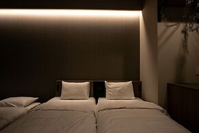 Minn Ueno Shin-Okachimachi