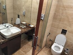 Bel-La Monde Hotel NH8 at 6km from IGI Airport Delhi