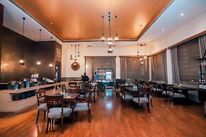 Bel-La Monde Hotel NH8 at 6km from IGI Airport Delhi