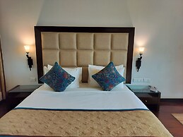 Bel-La Monde Hotel NH8 at 6km from IGI Airport Delhi