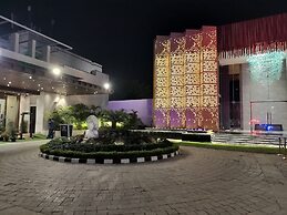 Bel-La Monde Hotel NH8 at 6km from IGI Airport Delhi