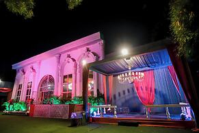 Bel-La Monde Hotel NH8 at 6km from IGI Airport Delhi