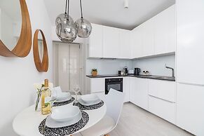 City Centre Apartment by Renters