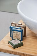 City Centre Apartment by Renters