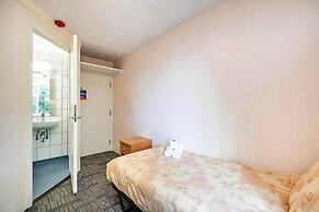 En Suite Rooms COLINDALE SK