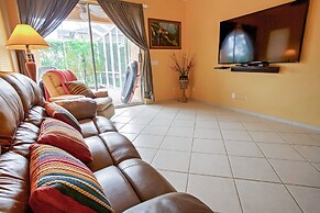 Naples Home w/ Pool, Extended Stays Welcome!
