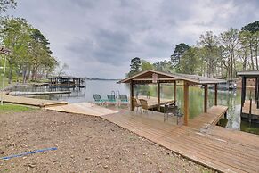 Cozy Lake Cabin w/ Dock in Hot Springs Nat'l Park