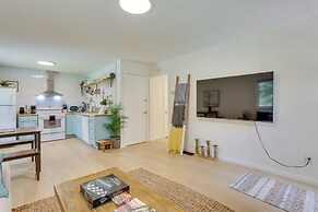 Cozy Swan Lake Apt w/ Grill + Private Yard