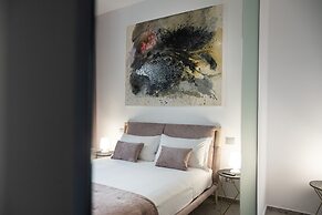 Lisetta Gardens Boutique