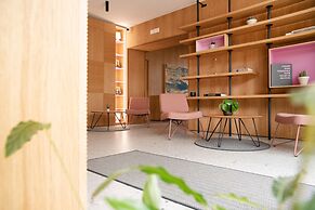 Lisetta Gardens Boutique