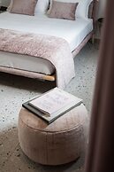 Lisetta Gardens Boutique