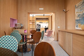 Lisetta Gardens Boutique