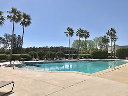 Peninsula Links B102