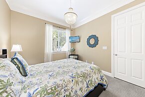 Peninsula Links B102