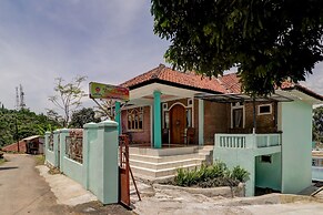 OYO 3879 Villa Sari Intan