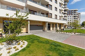 Grzegorzki Park Apartment by Renters