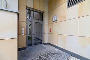 Grzegorzki Park Apartment by Renters