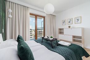 Grzegorzki Park Apartment by Renters