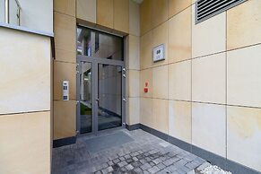 Grzegorzki Park Apartment by Renters