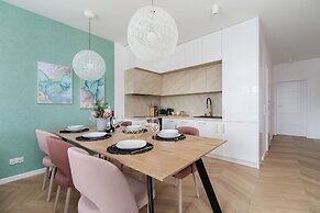 Grzegorzki Park Apartment by Renters