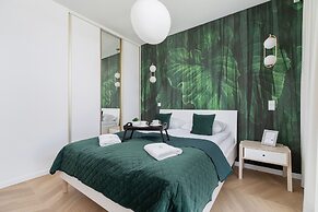 Grzegorzki Park Apartment by Renters