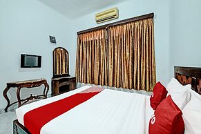 OYO 91596 Hotel Rajadani