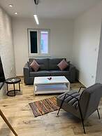 A3 apt With Balcony and sea View, 3 min to Beach