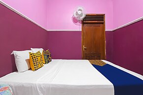 SPOT ON 91911 Rejeki Homestay Syariah Malioboro