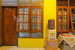 SPOT ON 91911 Rejeki Homestay Syariah Malioboro