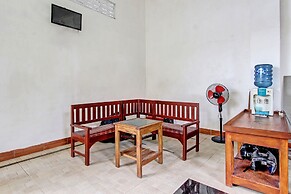 OYO 91920 Pondok'ku Inn