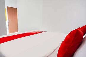 OYO Life 91544 Homestay Biru Blukid