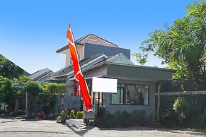 OYO Life 91544 Homestay Biru Blukid