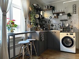 Pristine 1Br Apt in City Center