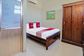 OYO Life 91587 Griya Buah De5 Syariah