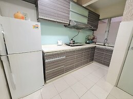 Duta Hotel & Residence by Sarahs Lodge