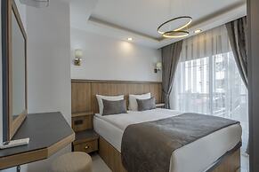 Quality Gold Suit Hotel