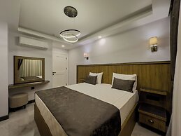 Quality Gold Suit Hotel